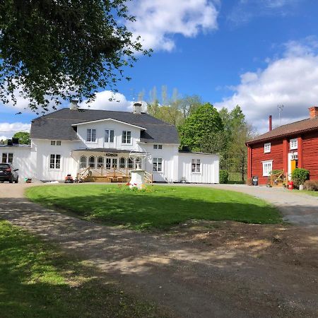 Bredsjoe Gamla Herrgard White Dream Mansion Hällefors Extérieur photo