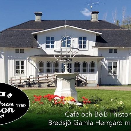 Bredsjoe Gamla Herrgard White Dream Mansion Hällefors Extérieur photo