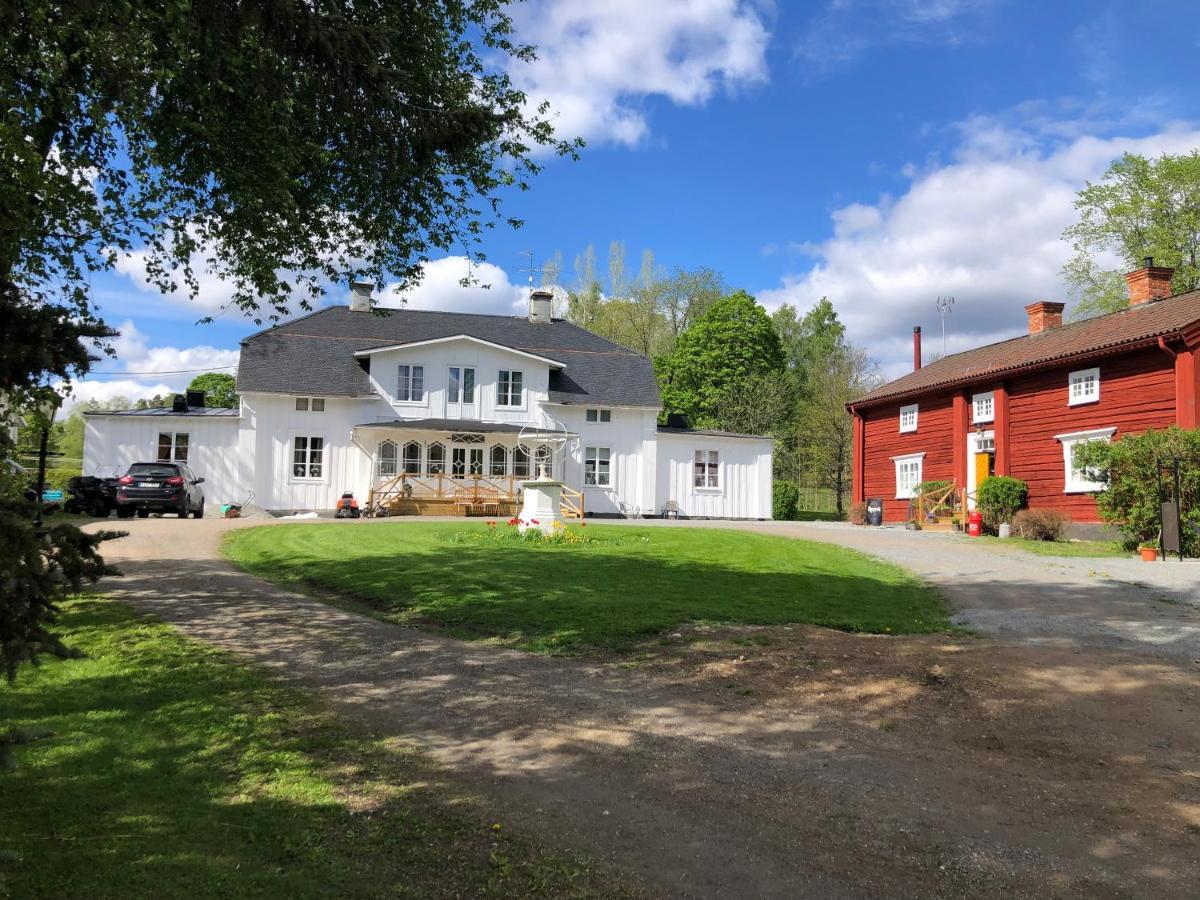 Bredsjoe Gamla Herrgard White Dream Mansion Hällefors Extérieur photo