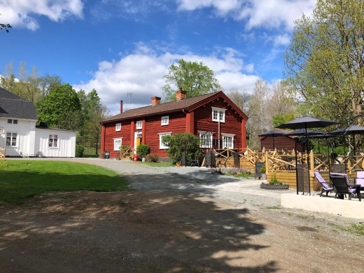 Bredsjoe Gamla Herrgard White Dream Mansion Hällefors Extérieur photo